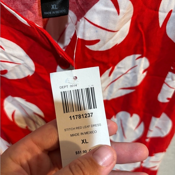 NWT Disney Hot Topic LILO & Stitch Disney Dress Size XL - Picture 7 of 11